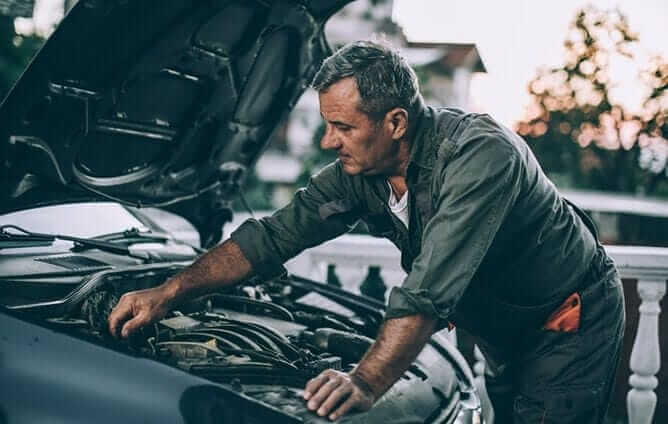 Car Safety Recalls And Liability 1 Car-recall-at-mechanic-opt