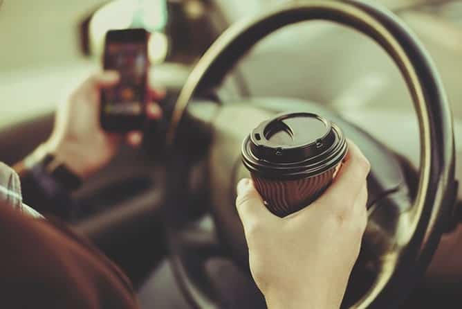 Does The Way You Drive Increase Your Risk For An Accident? 1 Dangerous-driving-behavior