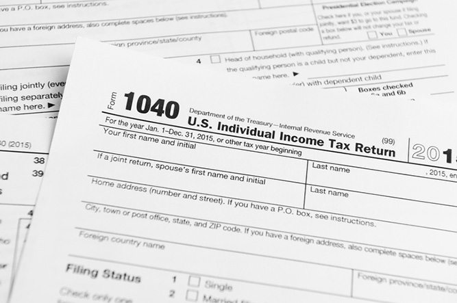 Are Car Accident Insurance Settlements Taxable? 1 Filing-taxes-after-receiving-personal-injury-settlement