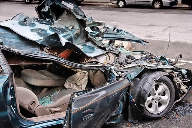 Wrecked and Totaled Cars: What to Do and Where to Sell Them