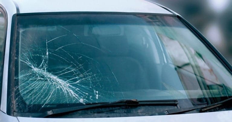 windshield-damage-768x404